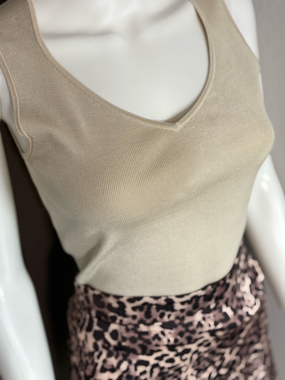 Ann Taylor Knit V-Neck Tank Top - Taupe